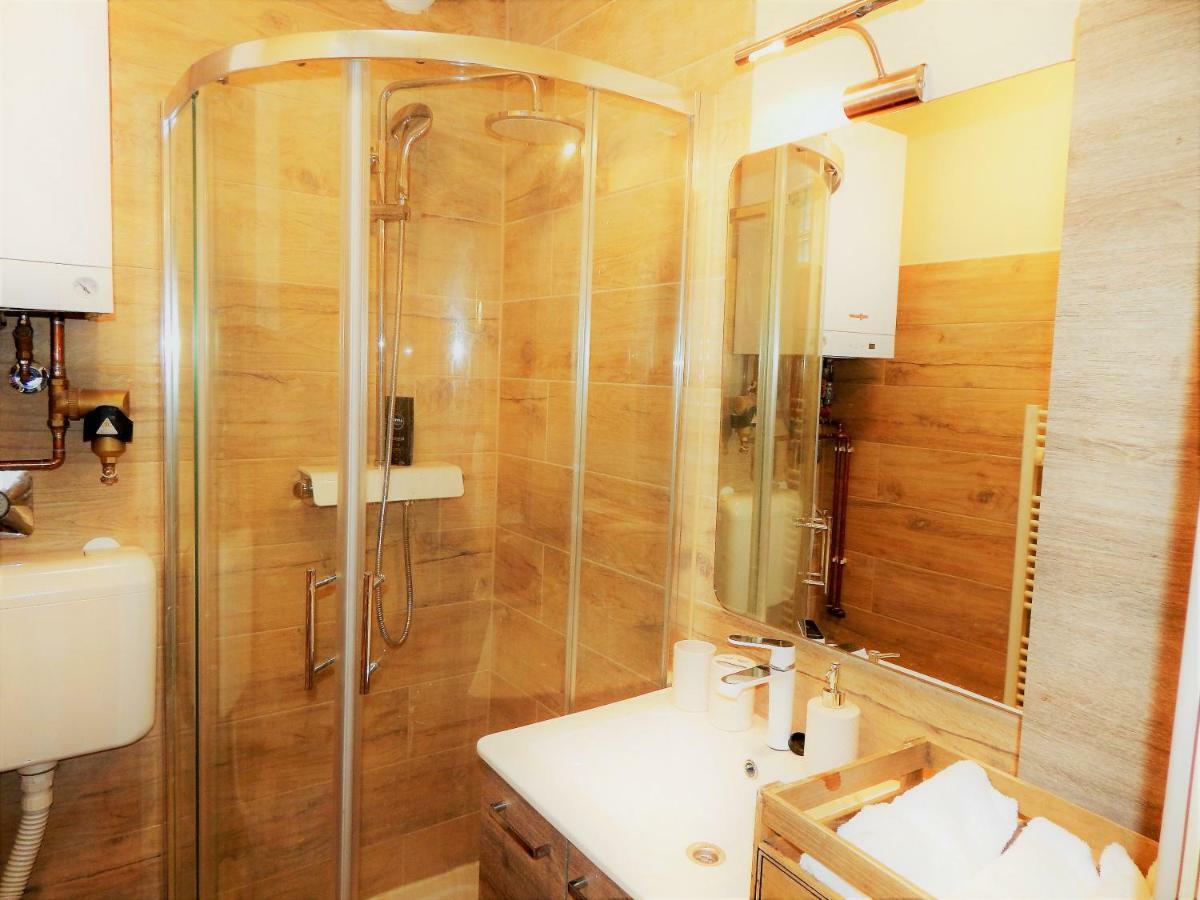 Studio Apartman Tvrtko วาราชดีน ภายนอก รูปภาพ
