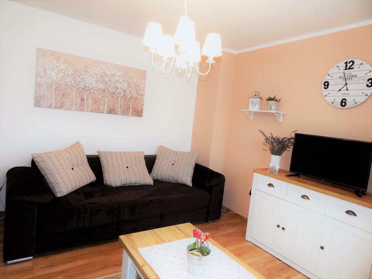 Studio Apartman Tvrtko วาราชดีน ภายนอก รูปภาพ